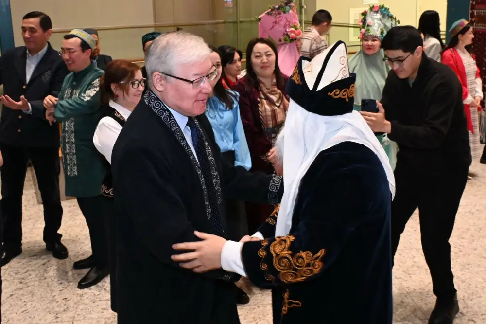 Культурное единство: Международный праздник Амал в Национальном музее РК Павлодаре
