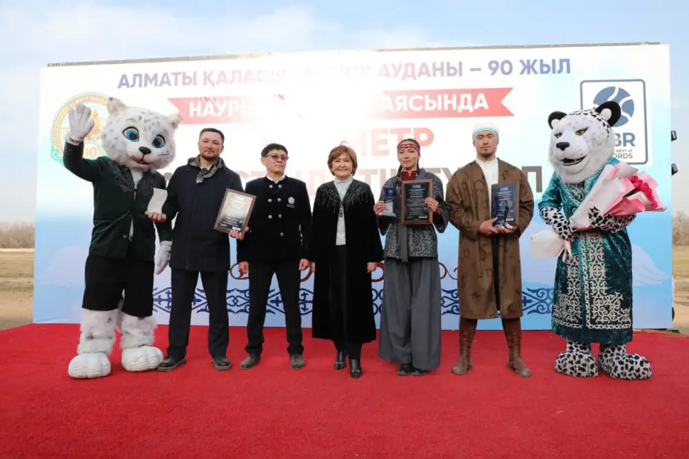 Наурыз в новом формате: праздник впервые прошел на ипподроме Алматы (5)