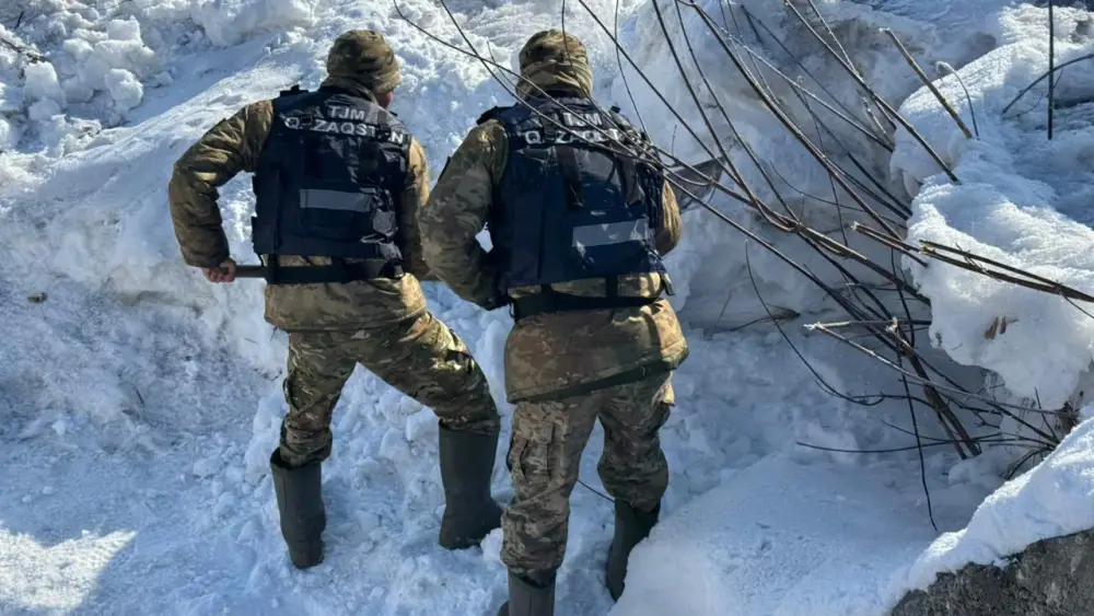 Алтай: Защитники от наводнений очищают водные артерии региона Павлодаре