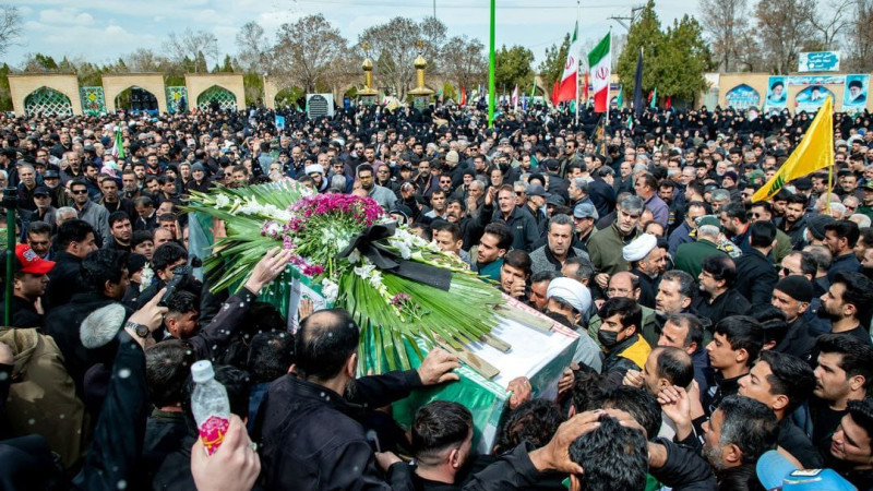 Церемония прощания с аятоллой Али Хаменеи в Тегеране перенесена: подтверждено убийство верховного лидера Ирана Павлодаре