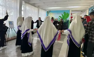 Межэтническое согласие в Казахстане: участие турецкого и курдского этносов в референдуме