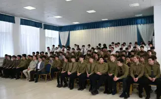 Взаимодействие Министерства обороны с молодежью Мангистау: Презентация военной службы и образовательных возможностей