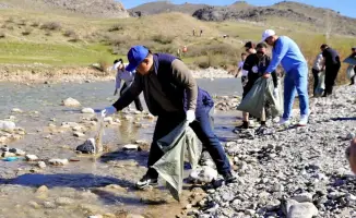ТУРКЕСТАН: ЭКОЛОГИЧЕСКАЯ АКЦИЯ «МӨЛДІР БҰЛАҚ» СБЛИЖАЕТ СООБЩЕСТВО В ХАНТАГИ