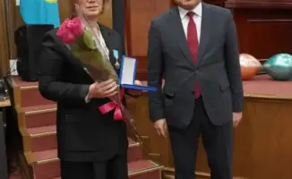 Признание вклада женщин в социально-трудовую сферу через государственные награды