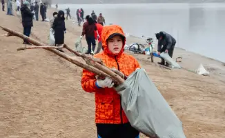 Атырау: Чистый берег как символ единства в борьбе с мусором