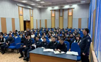 Восточно-Казахстанская область: обсуждение работы с подростками