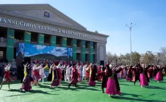 Көрісу күні: Наурызнама начинается с волшебства!