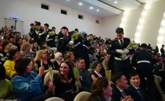 Волшебный праздник весны: Акмолинская область чествует женщин к 8 Марта