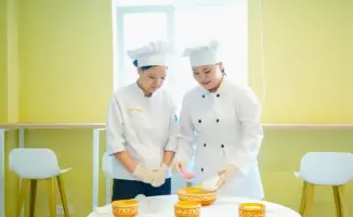 Новое общежитие почти на 1000 мест для студентов колледжей открыли в Астане