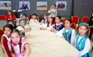 В Национальном центральном музее прошла программа, посвященная единству и межэтническому согласию с участием учащихся школы "Озат"