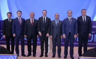 Казахстан активно участвует в международном бизнес-форуме в Ташкенте, сосредоточенном на аграрном сотрудничестве и инвестициях.