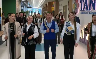 Педагоги Астаны инициируют тренд благодарности, укрепляя профессиональные связи и культурные ценности