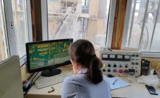 Асфальт из будущего: школьница из Аягоза превращает пластиковые отходы в долговечное дорожное покрытие