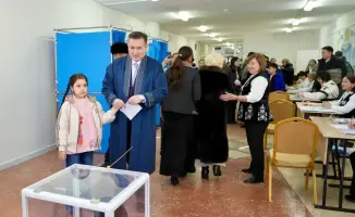 Нурымбет Сактаганов проголосовал на референдуме о новой Конституции в ВКО