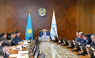 Обсуждение развития искусственного интеллекта в Абайской области: акцент на образование и стартапы