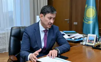 Аким области обсудил с директором театра имени Абая планы на будущее