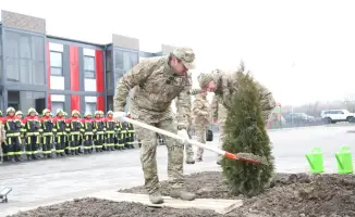 Озеленение с огоньком: МЧС на «Тазару күні»!