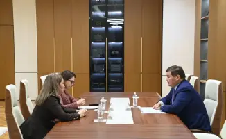 Обсуждение равных возможностей для мужчин и женщин на встрече акима области с главой координационного совета женщин ООН