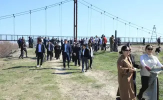 Экологическая акция в Арыси: жители объединяются для очистки берегов реки и защиты природы