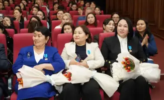 Награждение женщин в Казахстане: вклад в развитие гендерного равенства и профессионального лидерства