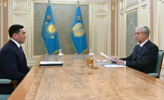 Президент обсудил с министром энергетики Ерланом Аккенженовым планы по развитию топливно-энергетического комплекса до 2029 года.