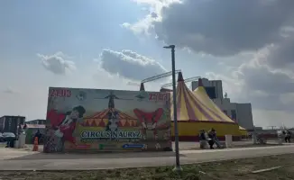 Алматинцы наслаждаются уникальной программой «Наурыз шоу» в Казахском государственном цирке