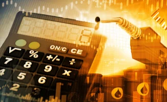 Цена на нефть Brent достигла 110 долларов за баррель после авиаудара по крупнейшему газовому месторождению в Иране, что привело к падению акций на фондовых биржах.