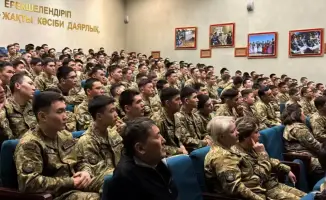 Выставка древнего вооружения в Военном колледже: связь поколений и сохранение национальной памяти