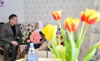 Аким ВКО поздравил с 8 Марта женщин-ветеранов