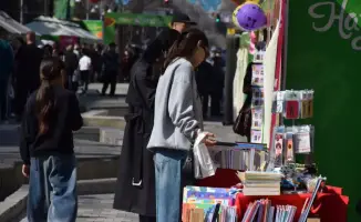 Международный книжный фестиваль KitapFest-2026 в Алматы собрал 40 000 участников