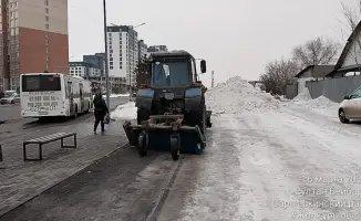 Снегопад в Астане: массовая уборка снега и последствия для дорожной обстановки