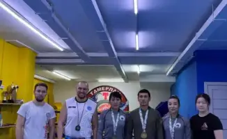 Столичные полицейские, победители международных соревнований, вдохновили юных кикбоксеров на успех через обмен опытом