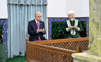 Визит Президента в мавзолей Ходжи Ахмеда Яссауи: укрепление духовных связей и культурного наследия Казахстана