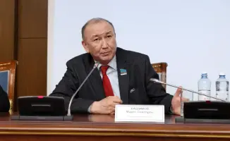 Обсуждение ключевых направлений реформы новой Конституции на встрече в Министерстве просвещения