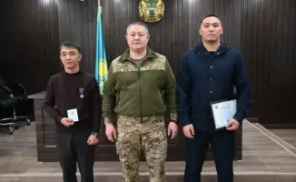 В Жамбылской области военнослужащий награжден медалью за спасение людей при пожаре
