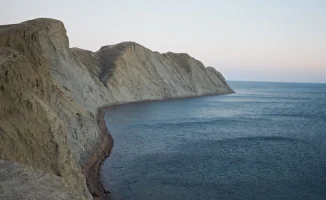 Иран гарантирует безопасность 'невраждебным судам' в Ормузском проливе: новый шаг к стабильности в регионе