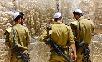 Израильский песочные часы: война с Ираном продлится ещё три недели