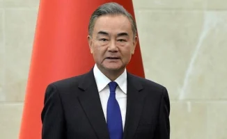 Китай призывает к немедленному прекращению войны на Ближнем Востоке: заявление Ван И