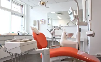 В Казахстане рассматривают возможность возобновления использования пенсионных накоплений на лечение, включая стоматологические услуги.