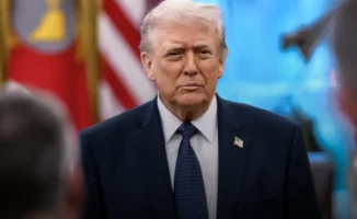 Трамп заявил о трудностях в переговорах с Зеленским: "С ним сложнее, чем с другими лидерами"