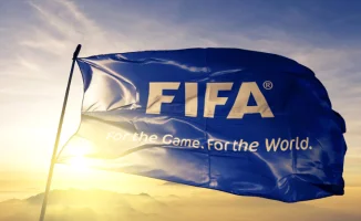 ФИФА показала красную карточку: Израиль оштрафован за фол на поле равенства