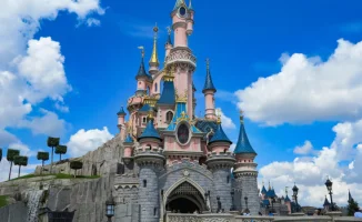 Парижский Disneyland: Парк Walt Disney Studios стал Disney Adventure World с зоной 'Мир Frozen'