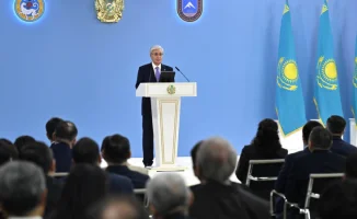 Президент Токаев встретился с научной общественностью в КазНУ имени аль-Фараби для обсуждения финансирования науки