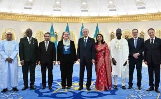 Токаев укрепляет международные связи: новые послы открывают путь к сотрудничеству с восьмью государствами