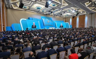 Токаев о дефиците доверия между державами: социальные последствия для международных отношений