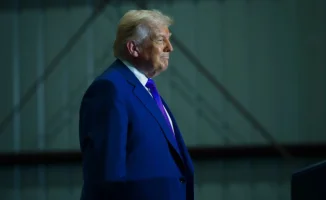 Трамп угрожает уничтожить ракетную индустрию и флот Ирана: заявление президента США