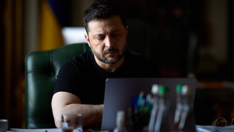 Зеленский предупреждает граждан Украины о возможных социальных последствиях массированного удара со стороны России Павлодаре