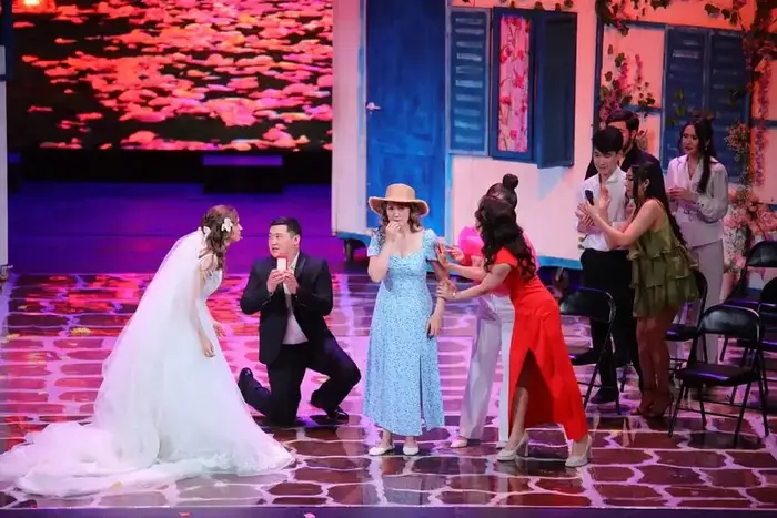 Триумф в Астане: впервые областной театр оперетты представил мюзикл «Mamma Mia!» (3)