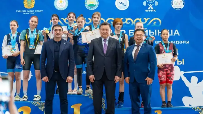 В ВКО стартовал чемпионат РК по тяжёлой атлетике (8)