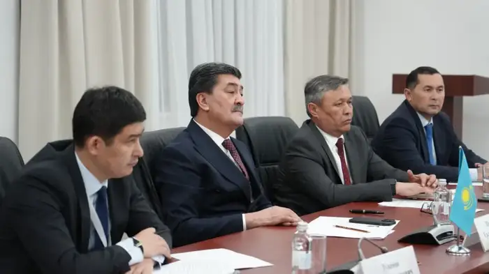 Министр экологии и природных ресурсов РК провёл встречу с губернатором Пермского края РФ (4)